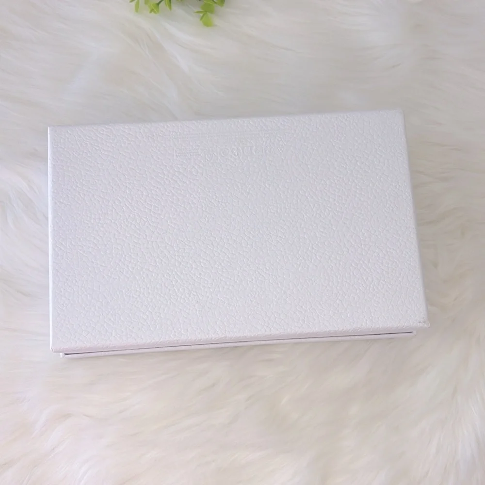 Dior Textured White Box with Gold‎ Logo